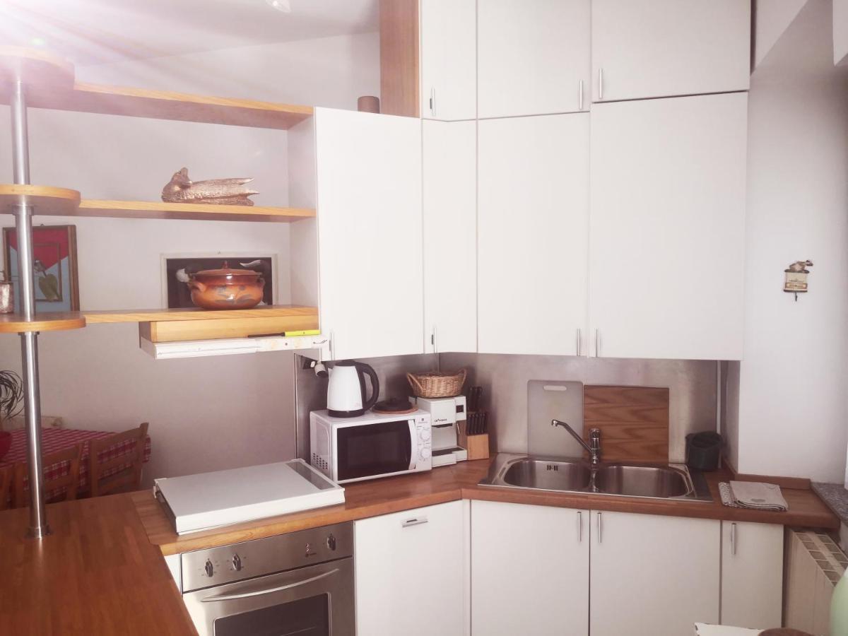 Residenza Esse Βίλα Angera Εξωτερικό φωτογραφία
