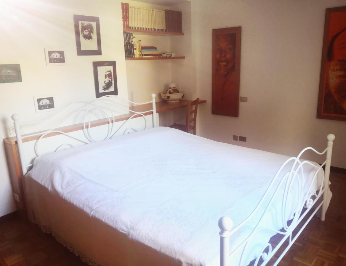 Residenza Esse Βίλα Angera Εξωτερικό φωτογραφία
