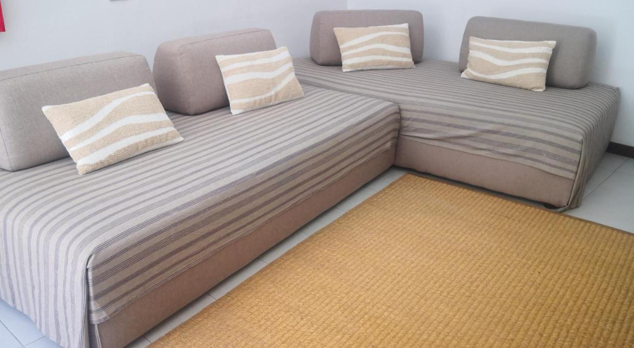 Residenza Esse Βίλα Angera Εξωτερικό φωτογραφία