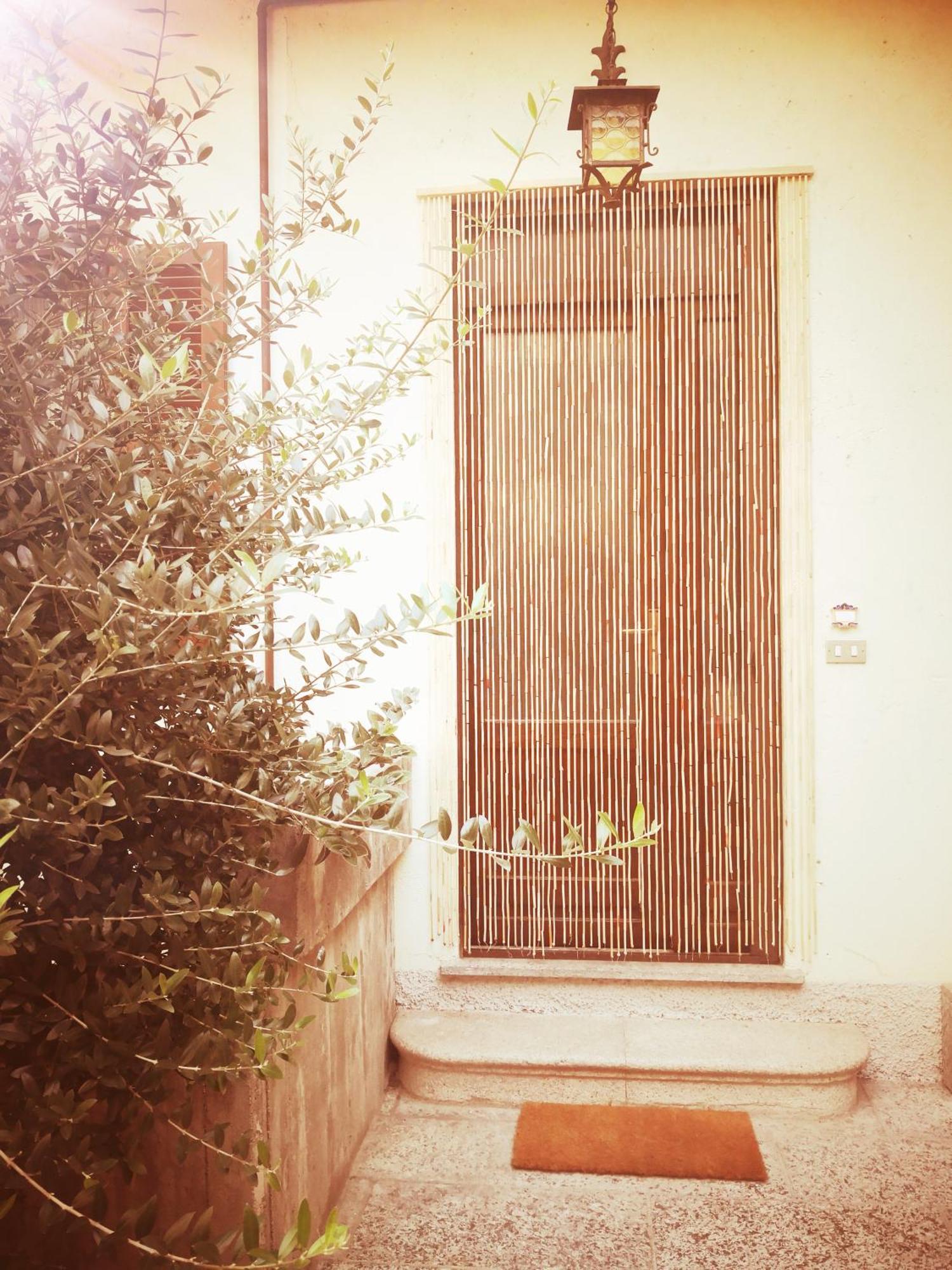 Residenza Esse Βίλα Angera Εξωτερικό φωτογραφία